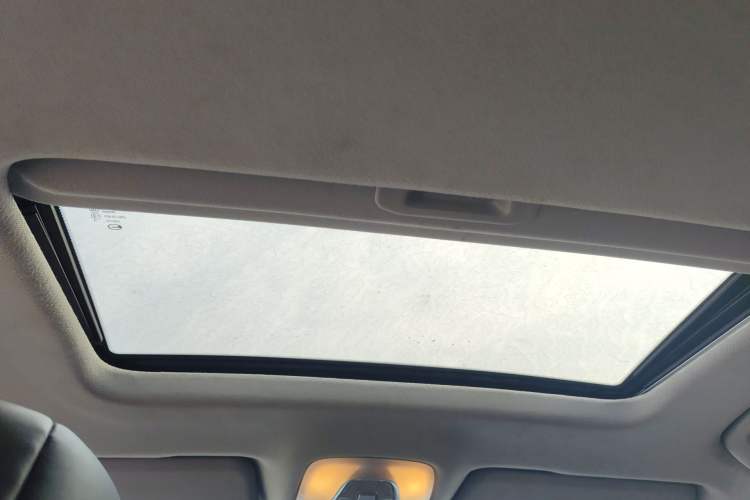 Used GAC Trumpchi GS3 2022 POWER 270T Automatic Sporty Edition Headliner