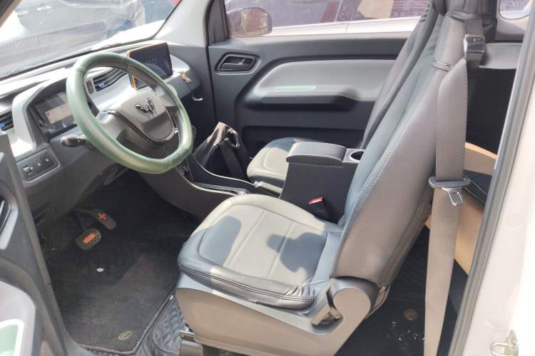 Used Wuling Hongguang MINIEV 2022 Easy Version Lithium Iron Phosphate Left Front Seat
