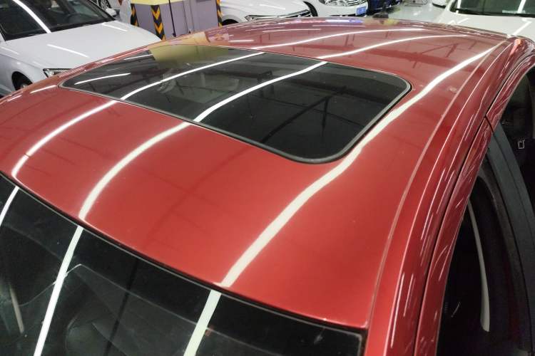 Used Volkswagen Lavida 2017 1.6L Automatic Comfort Edition Roof