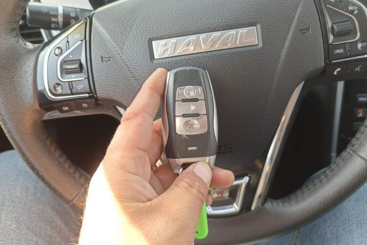 Used Haval H2 2017 Red-Label 1.5T Automatic Two-Wheel Drive Elite Model
