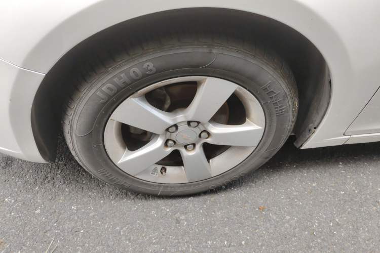 Used Chevrolet Cruze 2013 Hatchback 1.6L Automatic Luxury Model