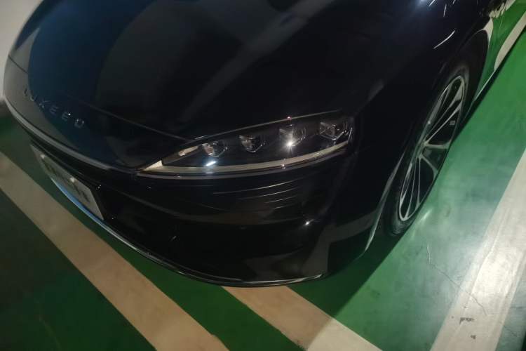 Used Hima Luxeed S7 2024 Pro Model