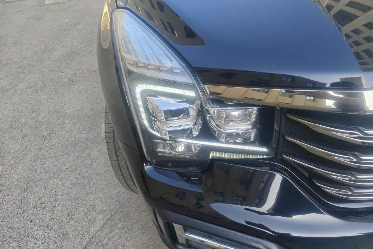 Used GAC Trumpchi GS8 2020 390T Two-Wheel Drive Luxury Smart Connectivity Version (7 Seats) Right Front Headlight