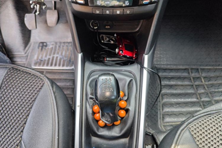 Used Peugeot 2008 2014 1.6L Manual Fashion Edition
