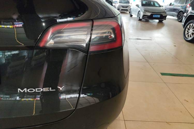 Used Tesla Model Y 2022 Revised Version Rear-Wheel Drive Right Rear Taillight