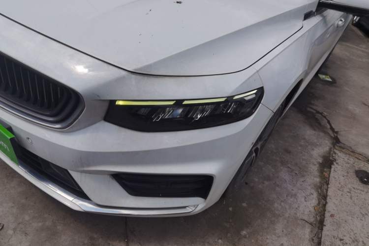 Used Geely Auto Preface 2021 Revised Version 2.0TD Luxury Edition Left Front Headlight