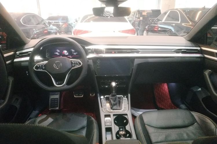 Used Volkswagen FAW-Volkswagen CC 2025 380TSI Striking All-Inclusive Edition Center Console