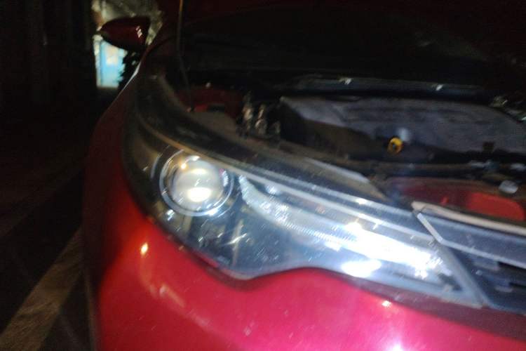 Used Toyota Levin 2014 1.6G CVT Elite Edition Right Front Headlight