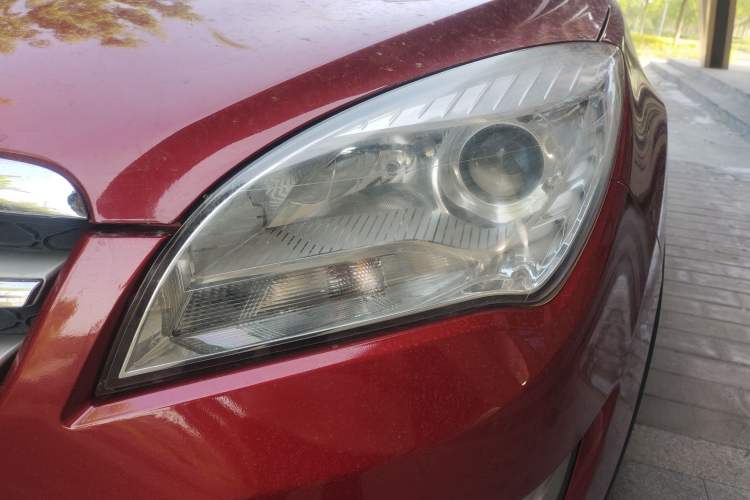 Used CHANGAN CS35 2014 1.6L Manual Luxury Model China IV Standard Left Front Headlight