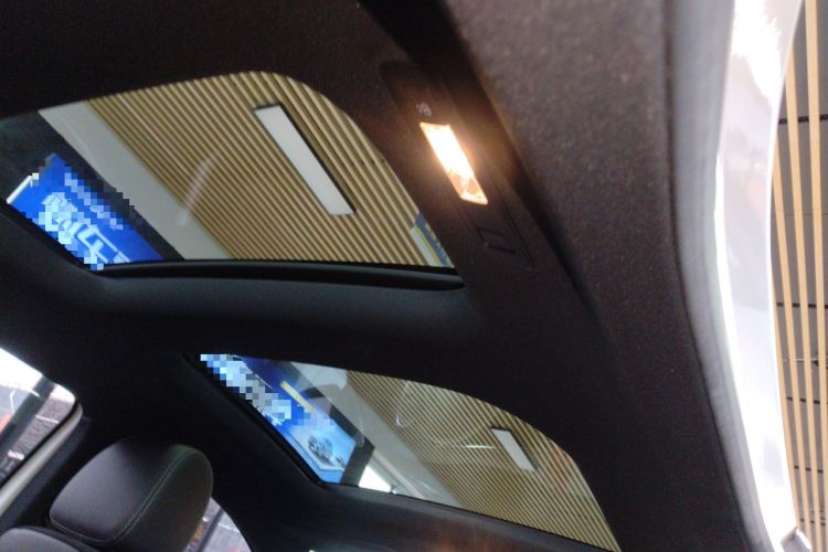 Used Mercedes-Benz A-Class 2022 Revised Version A 200 L Sport Sedan Fashionable Style
