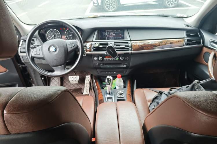 Used BMW X5 2012 xDrive35i U.S. specification Center Console