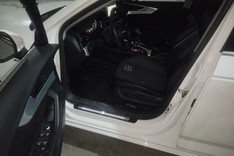 Used Audi A4L 2018 30th Anniversary Edition 40 TFSI Fashion Model