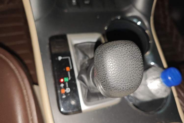 Used Toyota Highlander 2015 2.0T Two-Wheel Drive Elite Edition 5 Seats