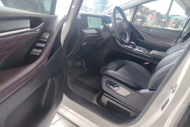 Used GAC Trumpchi M8 2024 Master Series 400T Prestige Edition