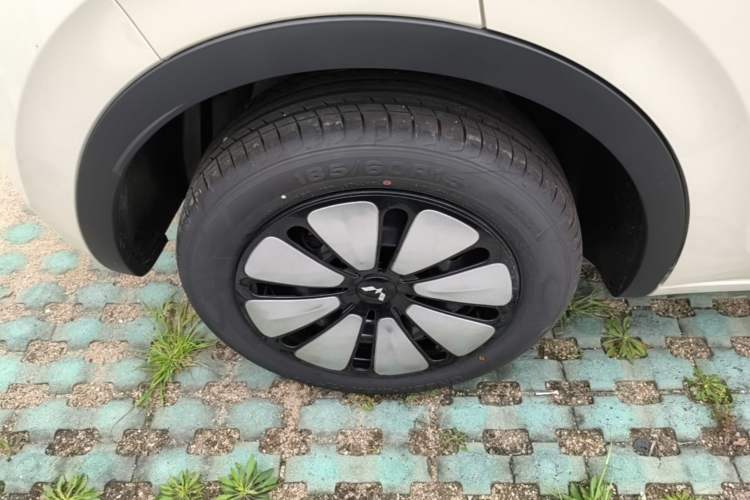 Used Wuling Bingo 2025 333 km Enjoyment Version Right Rear Wheel Hub