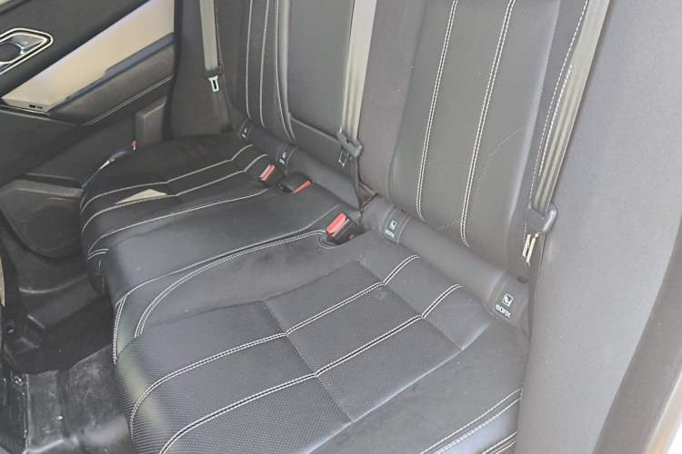 Used Land Rover Range Velar 2020 P250 R-DYNAMIC S
