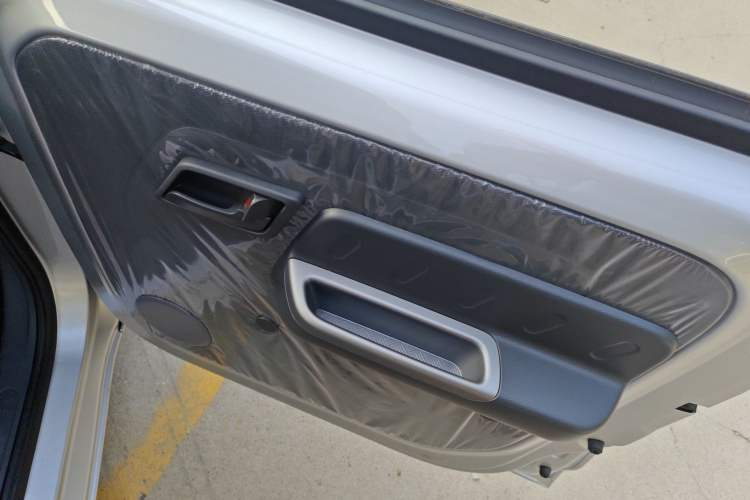 Used Wuling Zhiguang New Energy 2025 Standard Model