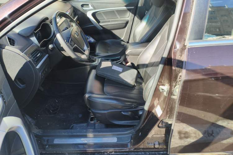 Used Geely Auto Emgrand 2017 Sedan Million Edition 1.5L CVT Upward Version
