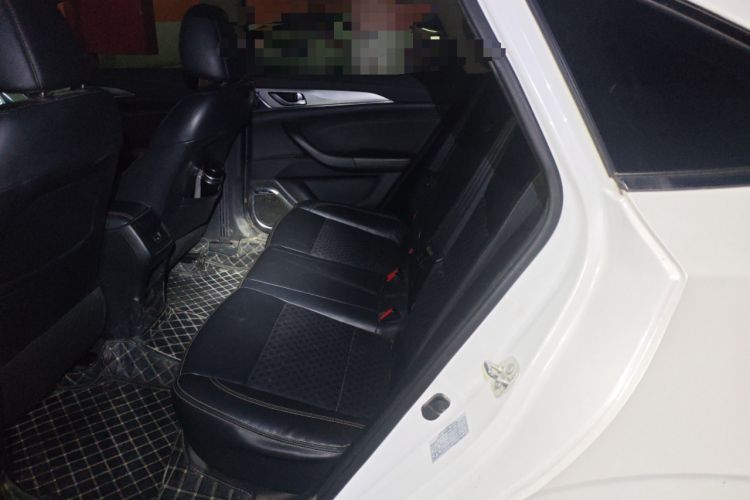 Used CHANGAN Eado 2018 High-Energy Edition 1.6L GDI Automatic Pioneer Model China V Standard
