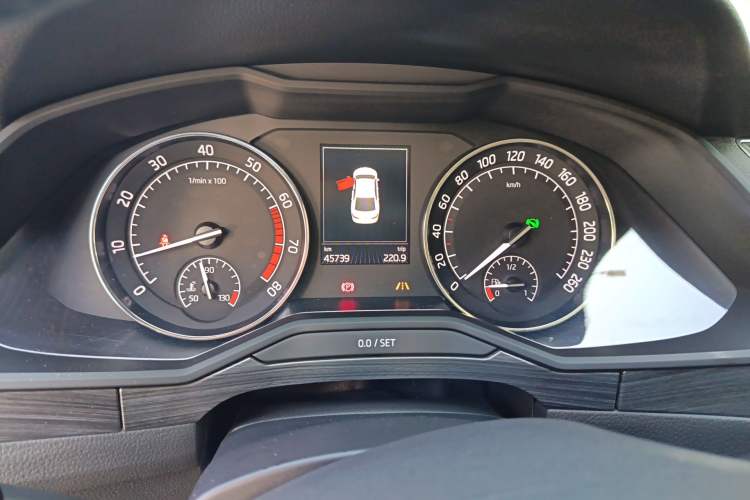 Used Skoda Superb 2016 TSI330 DSG Smart Drive Edition
