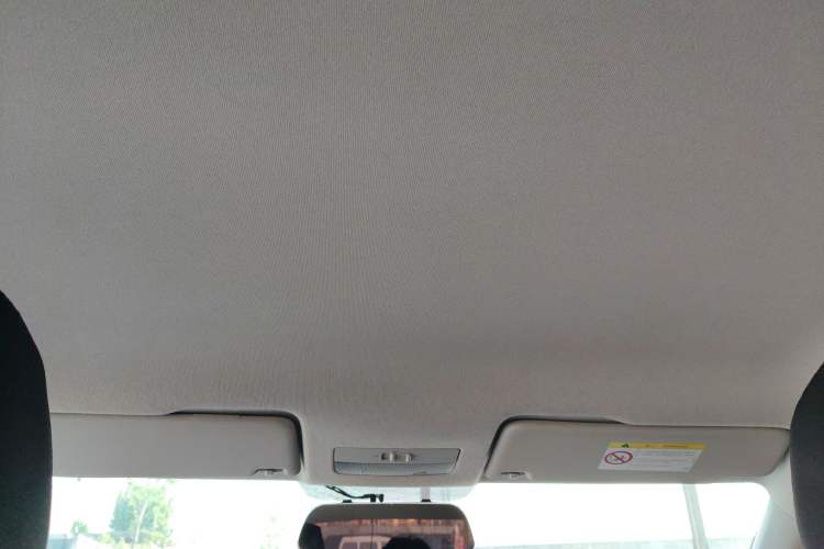 Used Volkswagen Santana 2016 1.4L Manual Fashion Edition Headliner