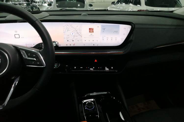 Used Buick Envision 2025 25T Entry-Grade Platinum Edition
