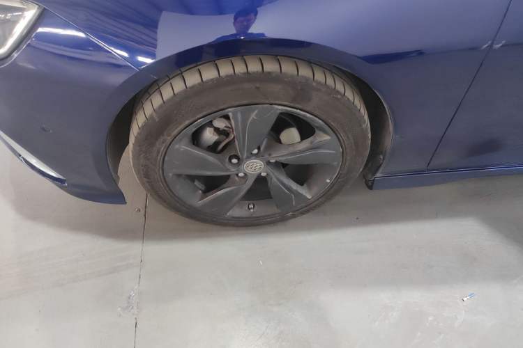 Used Buick Regal 2017 GS 28T Luxury Model
