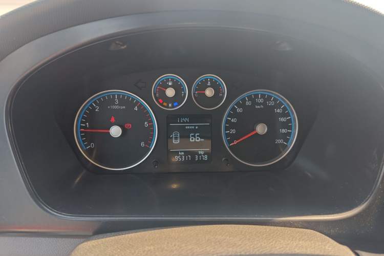 Used Foton Toano 2021 2.0T Manual Tongtu Short Wheelbase Mid-Height 5/6-Seater 4F20TC3