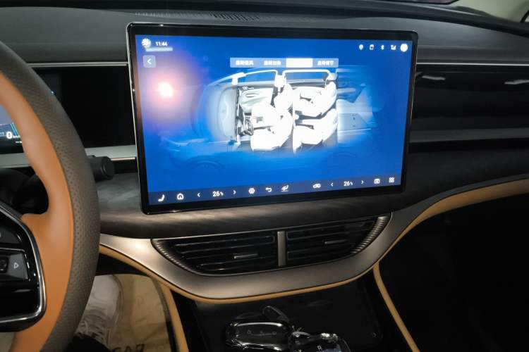 Used Denza D9 2024 DM-i 1050 Luxury Model