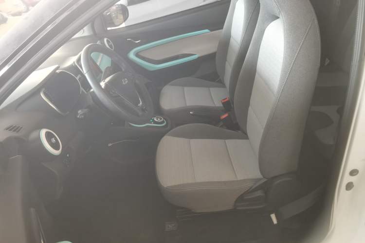 Used Chery QQ Little Ant 2021 150 000 Yuan Ant Fan Edition Ant Trend Version Lithium-Ion Battery Left Front Seat