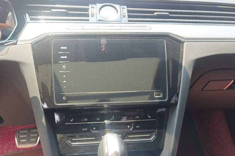 Used Volkswagen Magotan 2023 2 Million Units Limited Edition 330TSI DSG Leading Version