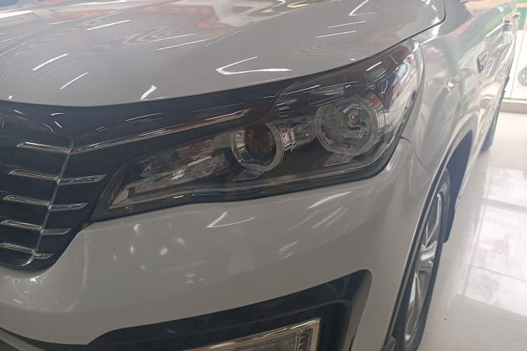 Used Bisu T5 2017 1.5T Manual Comfort Model Left Front Headlight