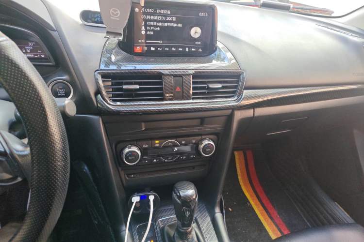 Used Mazda Mazda 3 Axela 2017 Sedan 1.5L Automatic Luxury Model Emission Standard China V