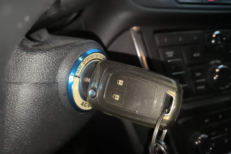 Used Buick Encore 2015 1.4T Automatic Two-Wheel Drive Urban Elite Version