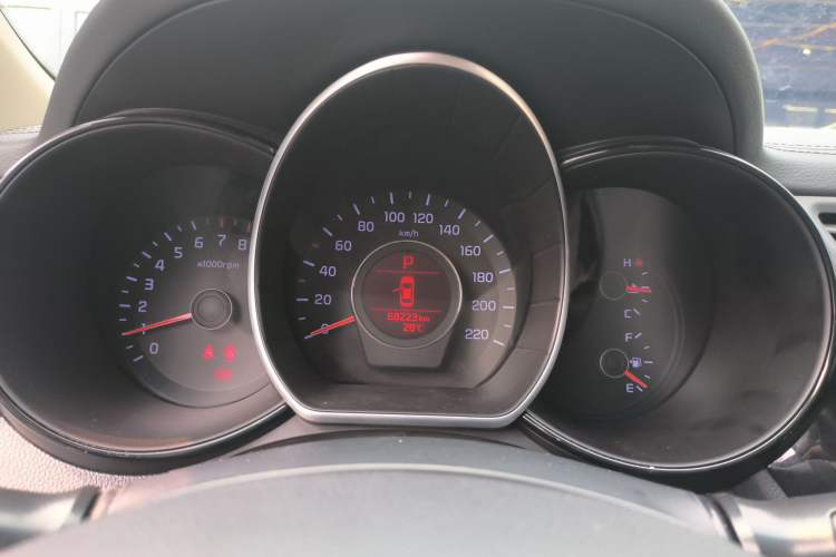 Used Kia K2 2015 Sedan 1.6L Automatic Transmission Premium