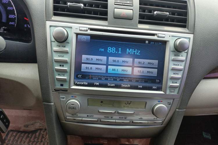 Used Toyota Camry 2013 200G Classic Luxury Edition
