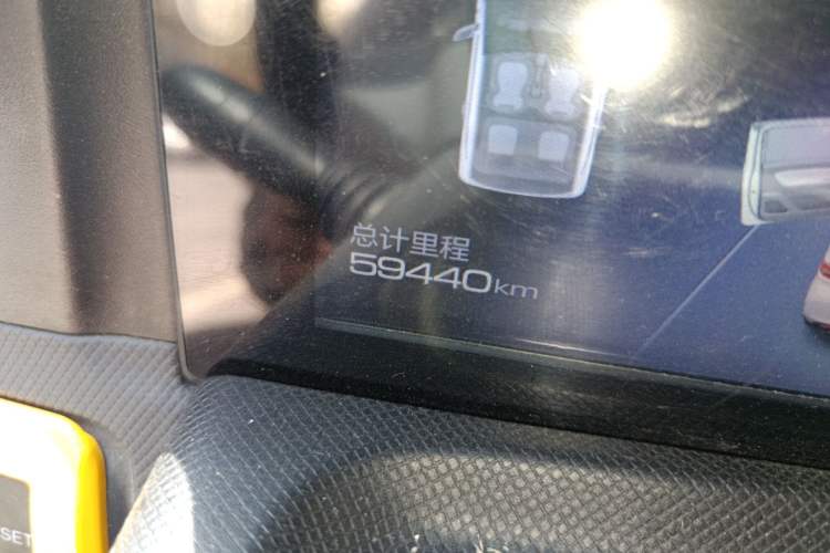 Used Wuling Hongguang MINIEV 2021 Macaron Premium Model – Lithium-NMC Odometer Close Up