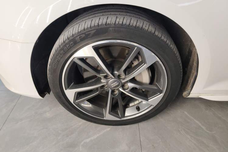 Used Audi A4L 2017 45 TFSI quattro Sport Edition
