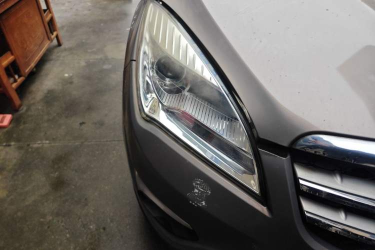 Used CHANGAN CS35 2014 1.6L Automatic Luxury Model China IV Standard Right Front Headlight