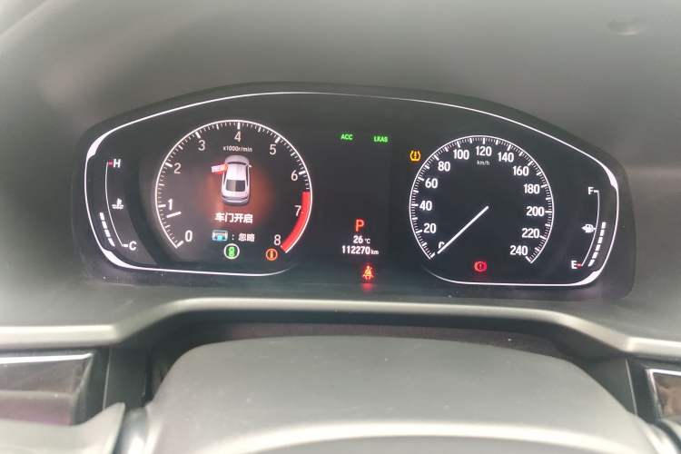 Used Honda Accord 2018 260TURBO Luxury Edition China V Emission Standard Odometer Close Up