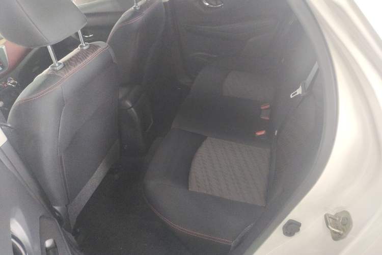 Used Nissan Lannia 2019 1.6L CVT Smart Connect Smart Cool Version China VI Standard Left Rear Seat