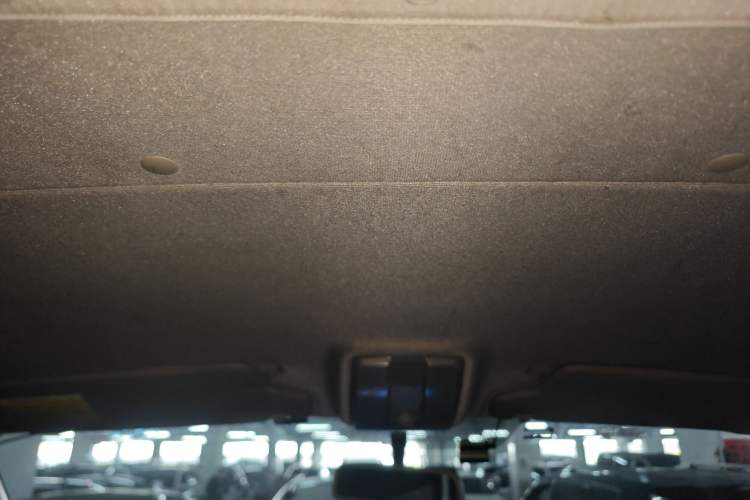 Used SAIC MAXUS Xintu V80  Headliner