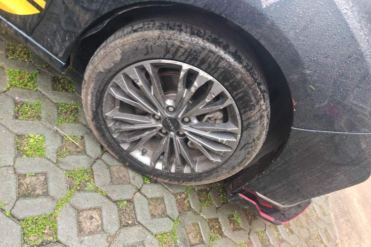 Used Dongfeng Aeolus Yixuan MAX 2021 1.5T Super-Powered Dad Edition