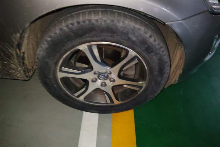 Used Volvo XC60 2015 T5 AWD Zhiyuan Edition
