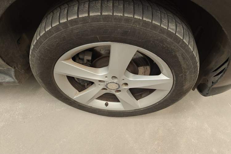 Used Mercedes-Benz M-Class 2014 ML 320 4MATIC