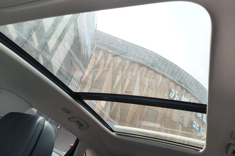 Used Hongqi HS5 2023 2.0T Four-Wheel Drive Flagship Pro Edition Headliner