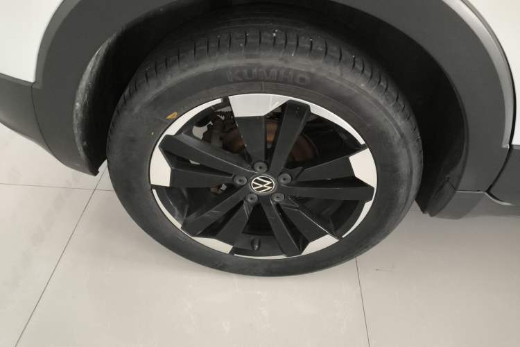 Used Volkswagen Tacqua 2021 200TSI DSG JoyConnect Edition Exterior 8