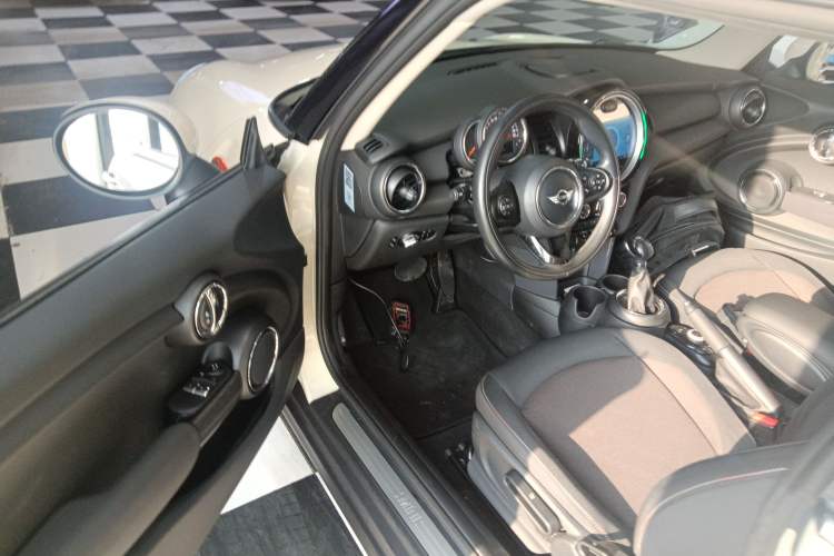 Used MINI MINI 2016 1.2T ONE Pioneer Edition