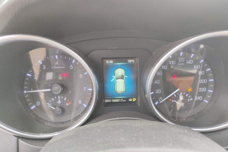 Used Haval H8 2015 2.0T Two-Wheel-Drive Luxury Version Instrument Cluster