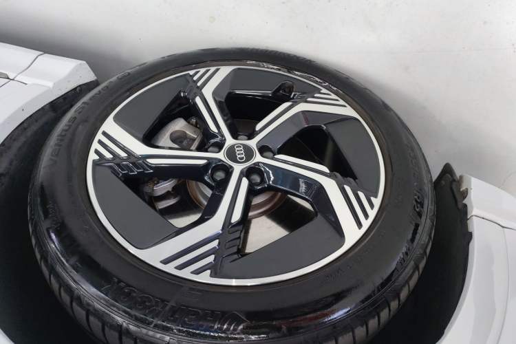 Used Audi Q4 e-tron 2022 40 e-tron Adventure Edition